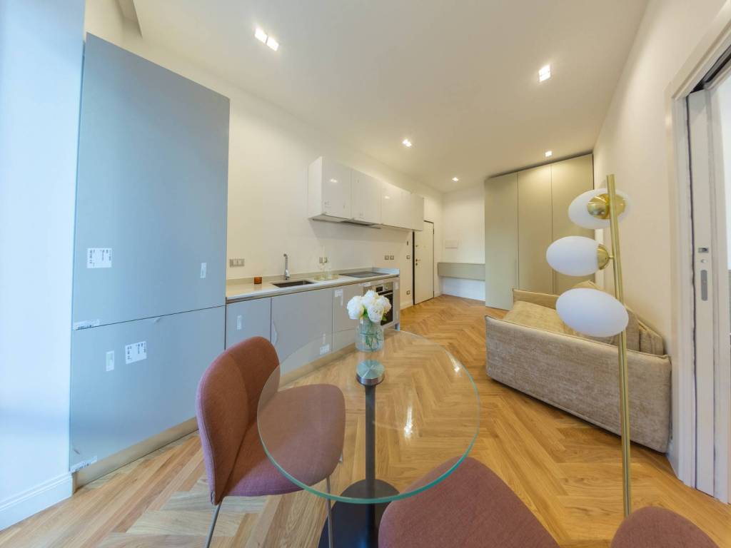 appartamento in vendita a Milano in zona Centro Direzionale