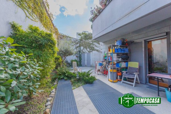 appartamento in vendita a Milano in zona Figino