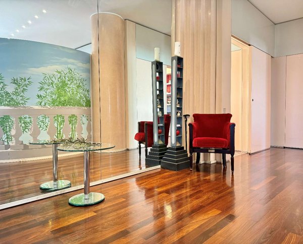 appartamento in vendita a Milano in zona Lambrate