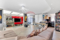 casa indipendente in vendita a Milano in zona Comasina