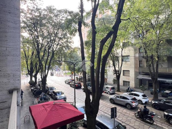 appartamento in vendita a Milano in zona Isola