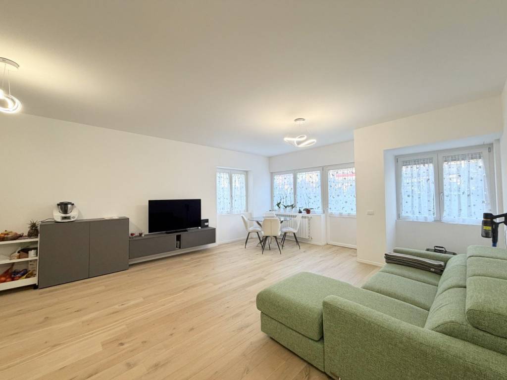 appartamento in vendita a Milano in zona Vigentino