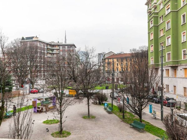 appartamento in vendita a Milano in zona Isola