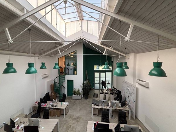 ufficio in vendita a Milano in zona Città Studi