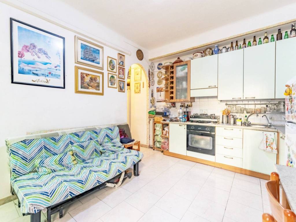 appartamento in vendita a Milano in zona Vigentino