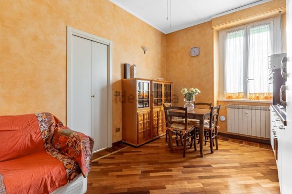 appartamento in vendita a Milano in zona Lorenteggio