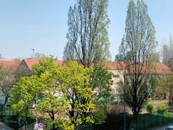 appartamento in vendita a Milano in zona Isola
