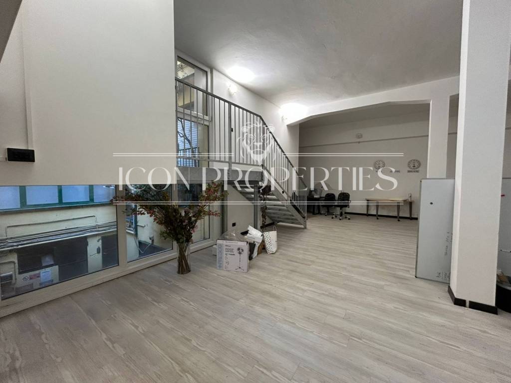 negozio in vendita a Milano in zona Centro Direzionale