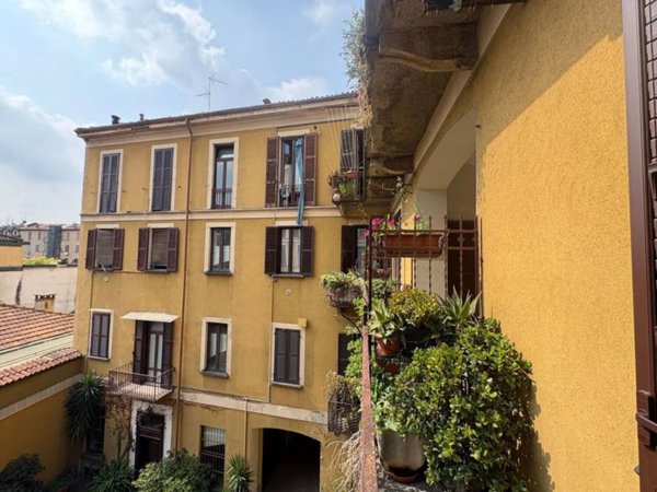 appartamento in vendita a Milano in zona Porta Venezia