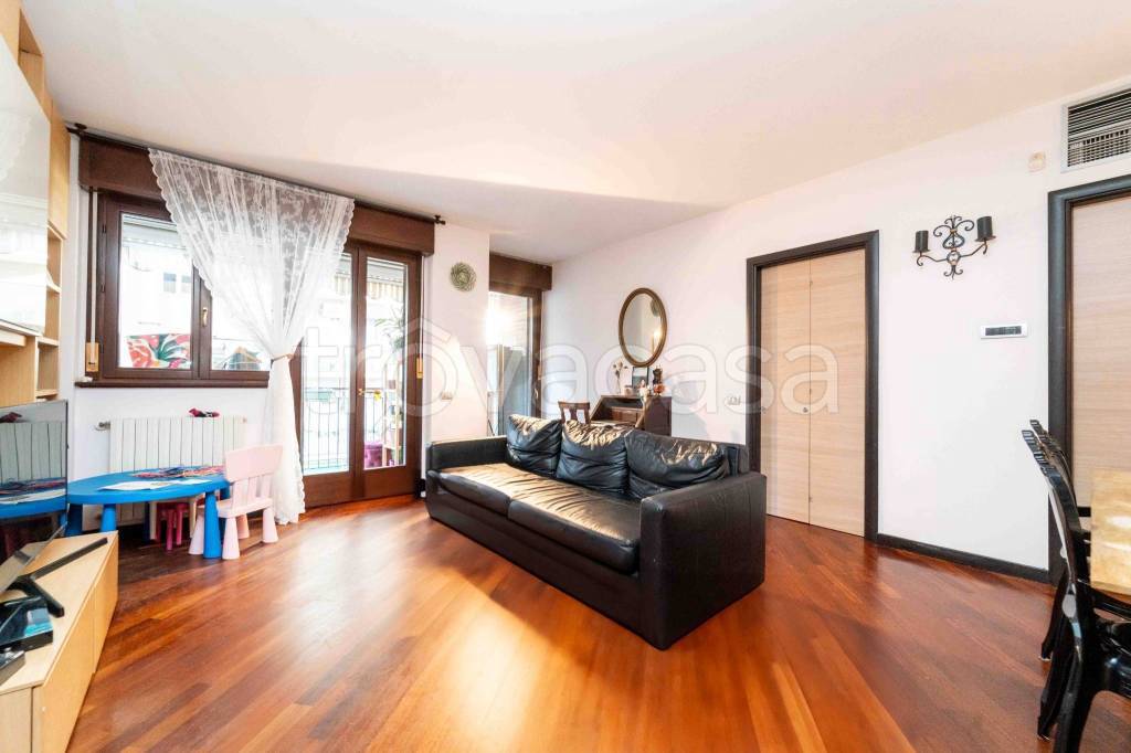 appartamento in vendita a Milano in zona San Siro