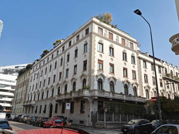 appartamento in vendita a Milano in zona Il Portello