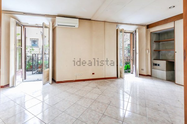 appartamento in vendita a Milano in zona Porta Venezia