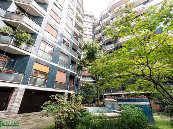 appartamento in vendita a Milano in zona Città Studi
