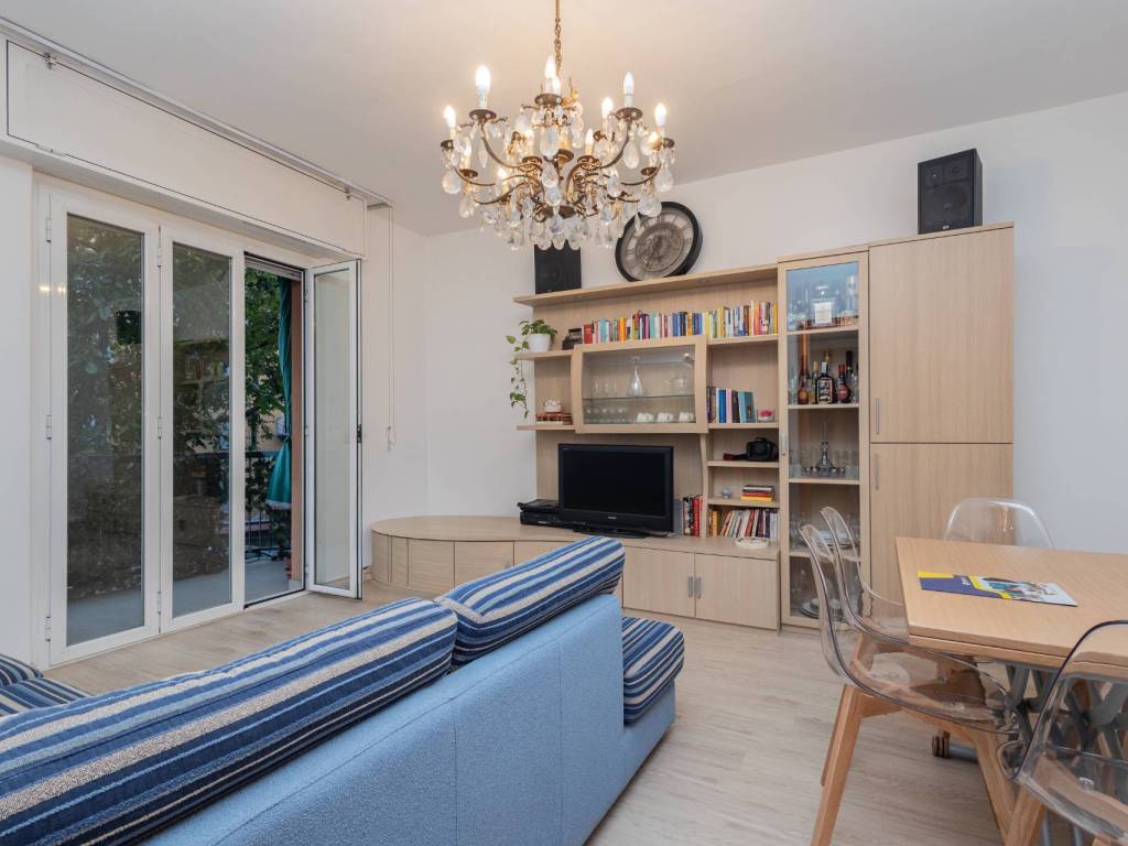 appartamento in vendita a Milano in zona Chiesa Rossa