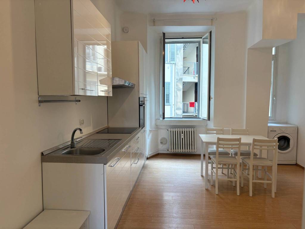 appartamento in vendita a Milano in zona Isola