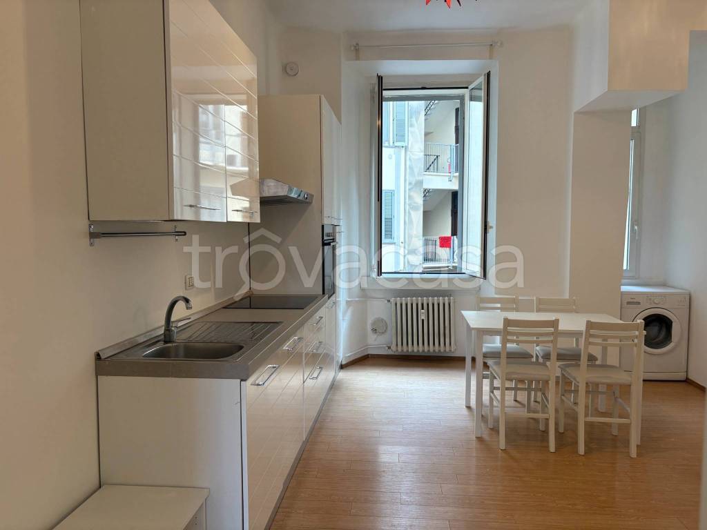 appartamento in vendita a Milano in zona Isola