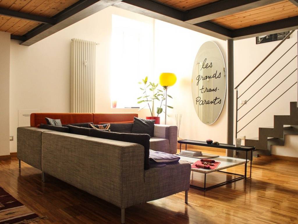 appartamento in vendita a Milano in zona Isola