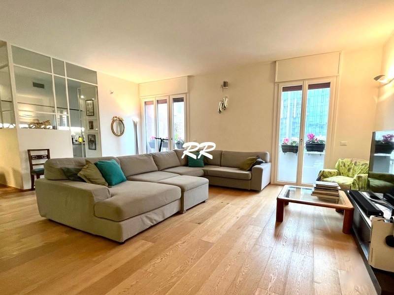 appartamento in vendita a Milano in zona Il Portello