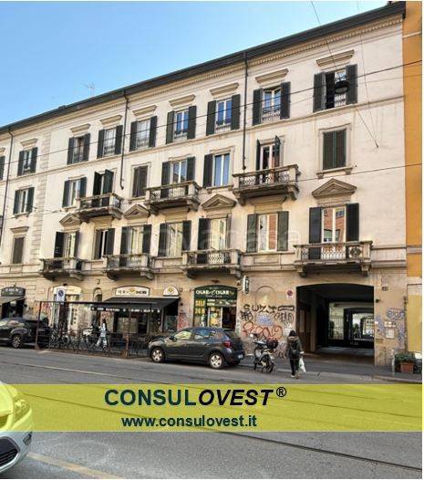 appartamento in vendita a Milano in zona Porta Genova