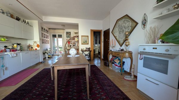 appartamento in vendita a Milano in zona Rottole