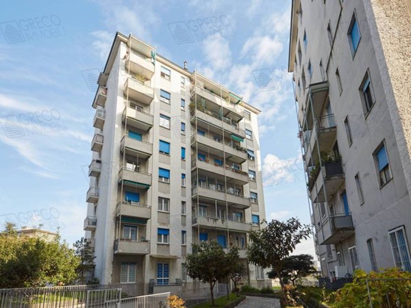 appartamento in vendita a Milano in zona Greco
