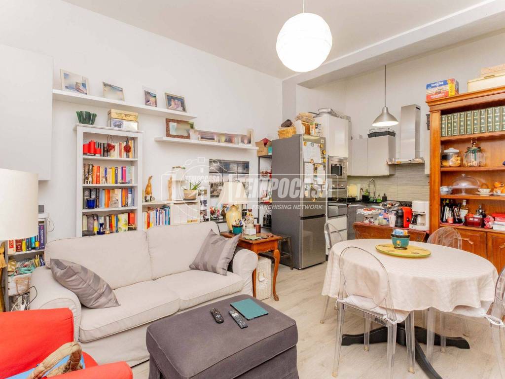 appartamento in vendita a Milano in zona Affori
