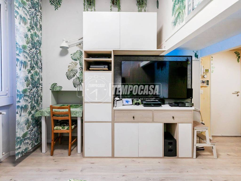 appartamento in vendita a Milano in zona Bovisa
