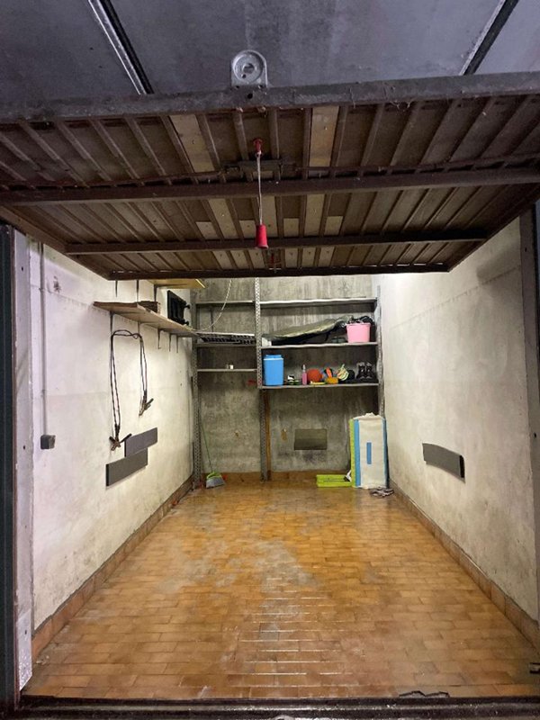 negozio in vendita a Milano in zona Vigentino