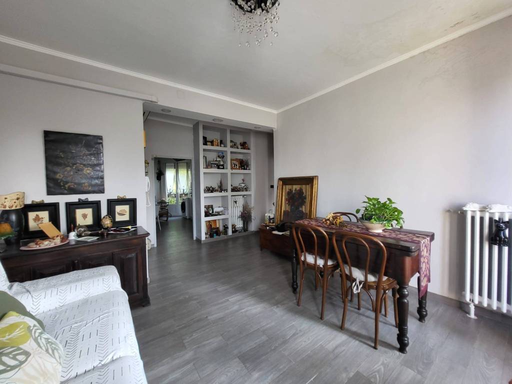 appartamento in vendita a Milano in zona Affori