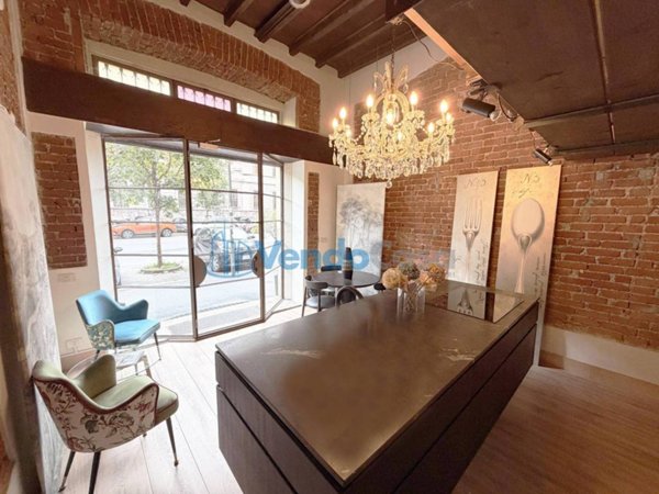 negozio in vendita a Milano in zona Porta Romana