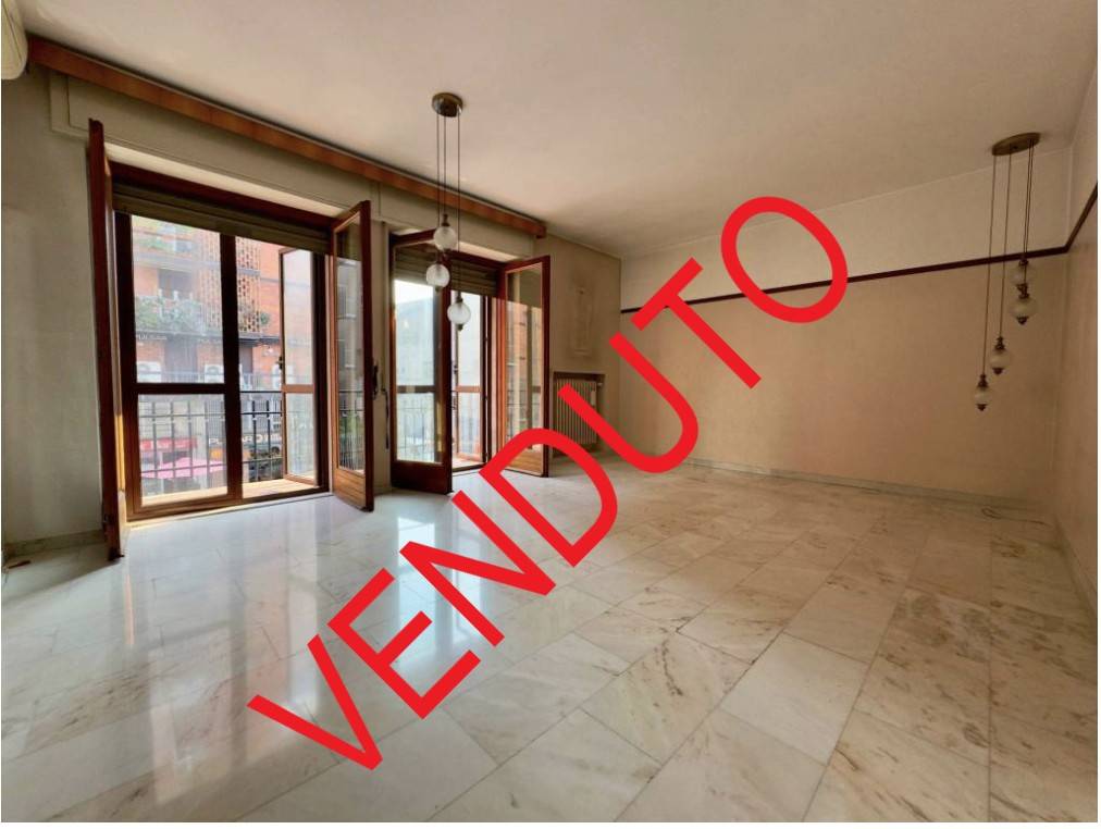 appartamento in vendita a Milano in zona Lambrate