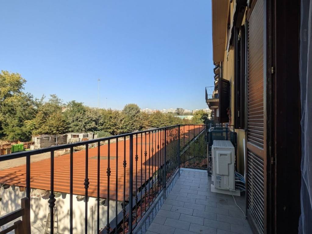 appartamento in vendita a Milano in zona Bovisa