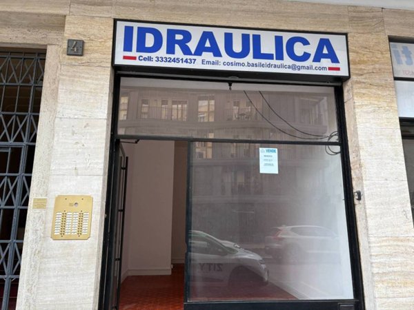 negozio in vendita a Milano in zona Solari
