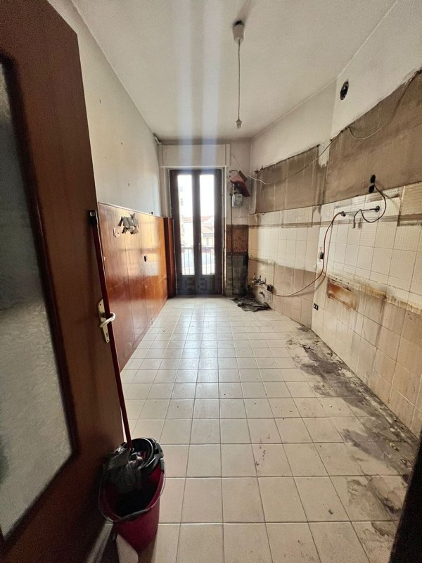 appartamento in vendita a Milano in zona Sempione