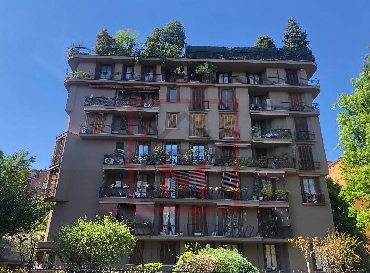 appartamento in vendita a Milano in zona Corvetto