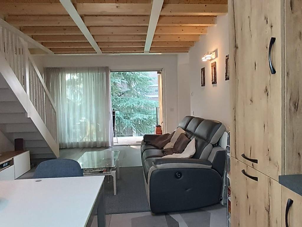 appartamento in vendita a Milano in zona Bocconi