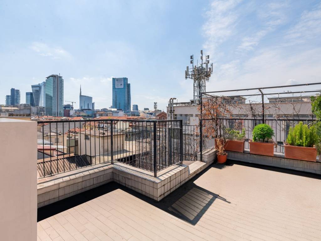 appartamento in vendita a Milano in zona Centro Direzionale