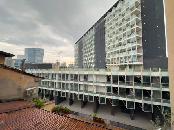 appartamento in vendita a Milano in zona Isola