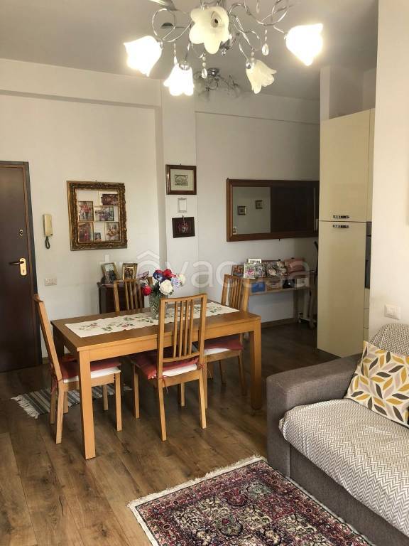appartamento in vendita a Milano in zona Quinto Romano