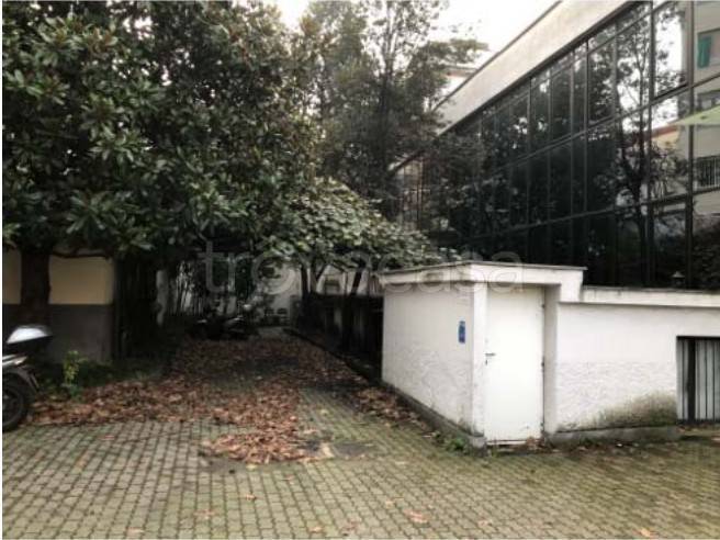 appartamento in vendita a Milano in zona Piazzale Lodi