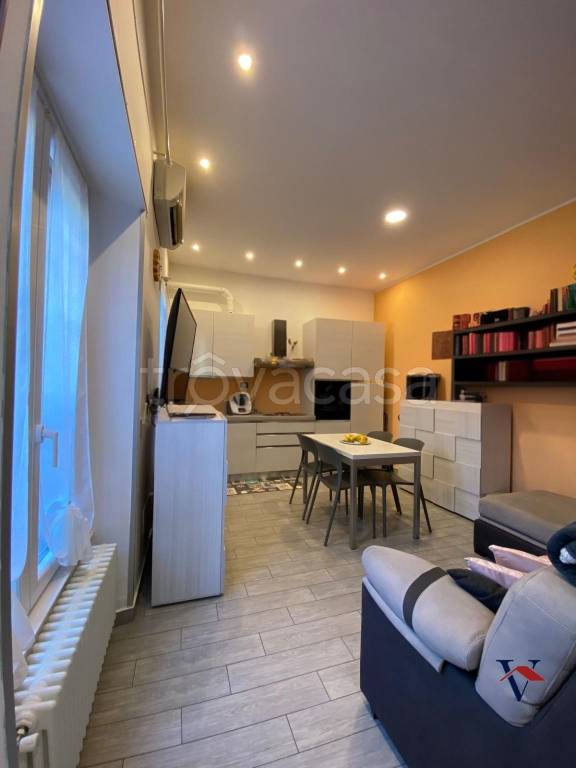 appartamento in vendita a Milano in zona Affori