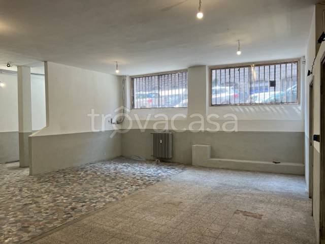 ufficio in vendita a Milano in zona Cascina dei Pomi