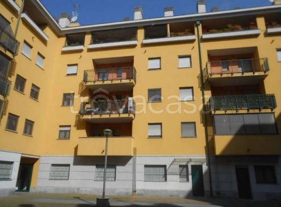 appartamento in vendita a Milano in zona Ponte Lambro