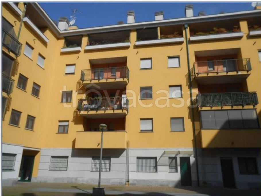 appartamento in vendita a Milano in zona Ponte Lambro