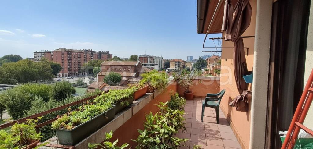 appartamento in vendita a Milano in zona Bicocca