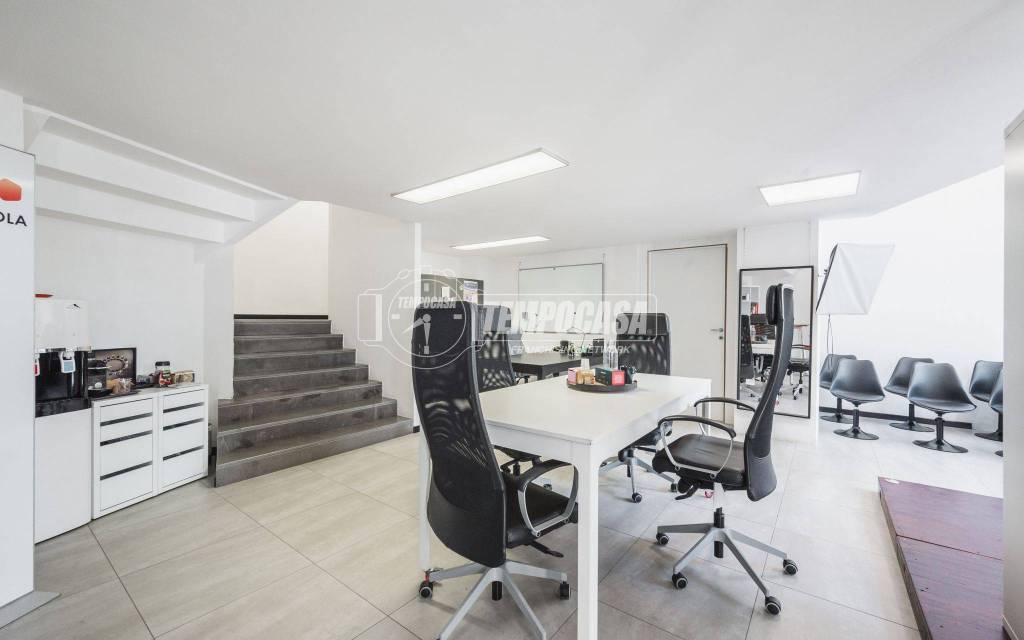 ufficio in vendita a Milano