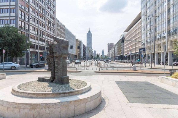 ufficio in vendita a Milano in zona Stazione Centrale