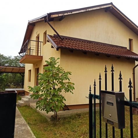 casa indipendente in vendita a Milano in zona Forlanini