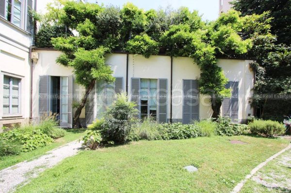 appartamento in vendita a Milano in zona Cagnola