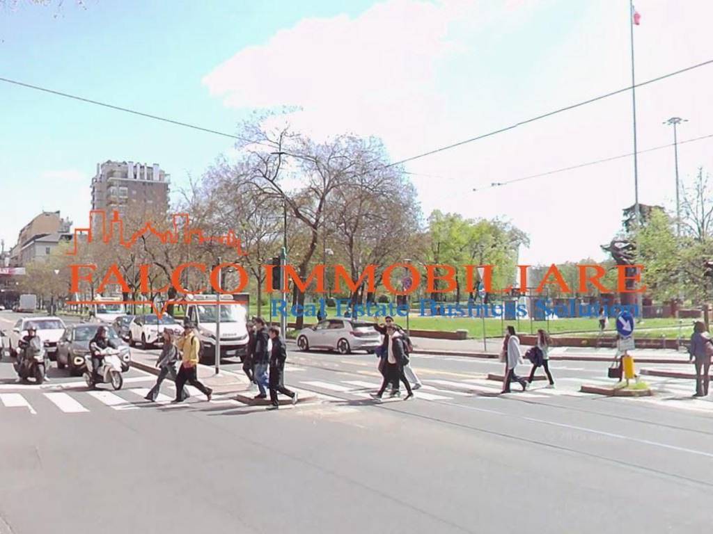 quadrivano in vendita a Milano in zona XXII Marzo